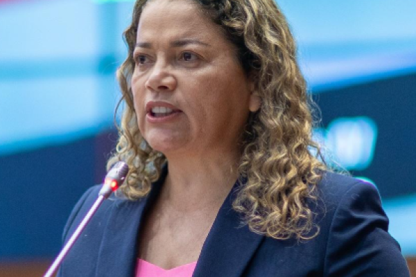  Mical Damasceno cresce nas pesquisas e desponta como forte nome evangélico ao Senado no Maranhão