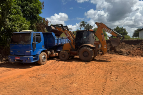  Prefeitura de Gonçalves Dias inicia reforma de estradas vicinais e abatedouro