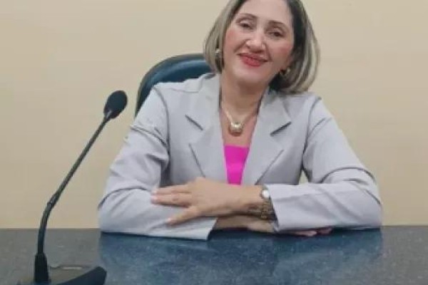 Presidente da Câmara, Reneia Ferreira, firma compromisso com a transparência em Aldeias Altas