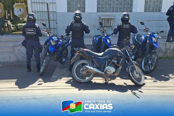  Guarda Municipal recupera motocicleta com restrição de roubo e entrega à Polícia Civil