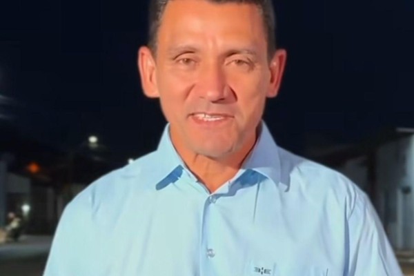  Prefeito Chicão da parabólica entrega asfalto e promete mais obras para Passagem Franca