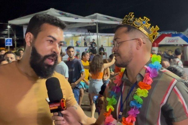  Primeira noite de carnaval em Caxias é um sucesso