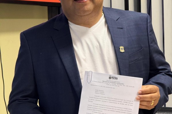  Prefeito Nonatinho entrega resultados em todas as áreas, avalia líder do governo durante sessão 